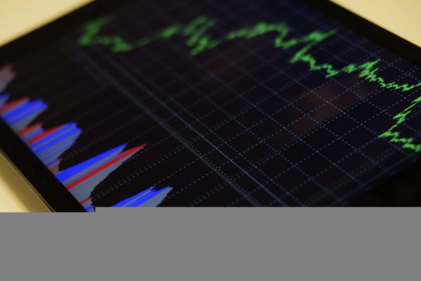 亚洲博彩论坛深度解读：雷霆战警真人游戏冷热号统计的数据奥秘
