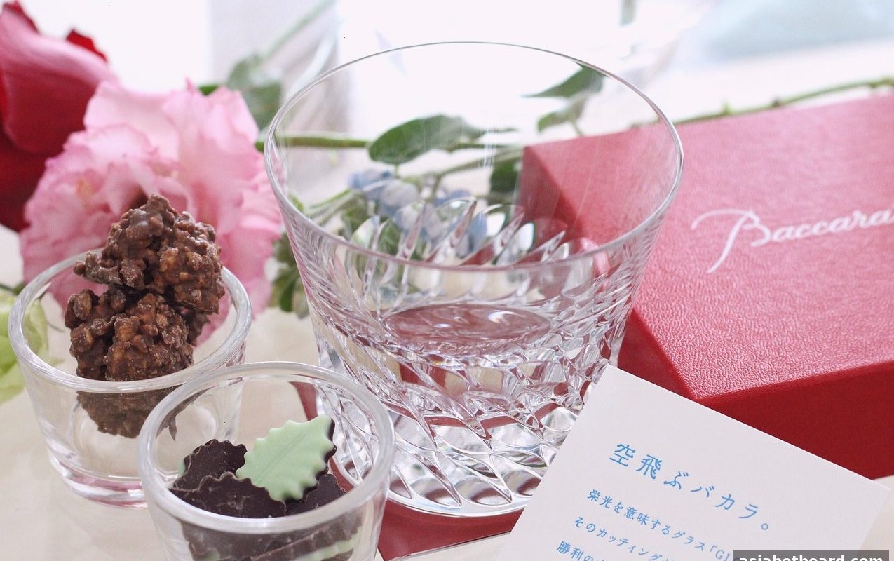 真人桌游战术精粹：亚洲博彩论坛带你玩转概率与心理