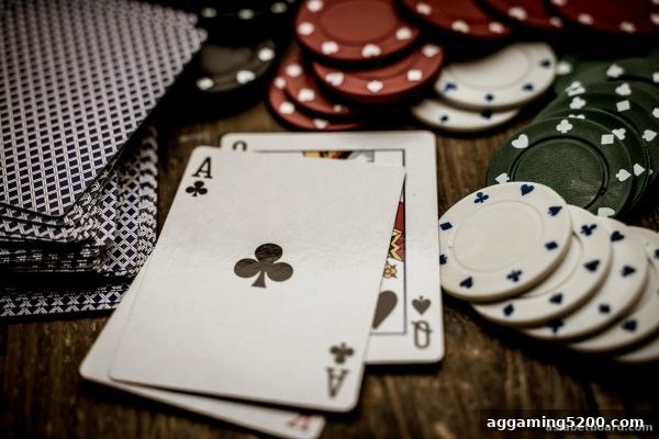 亚洲博彩论坛：棋牌心理博弈与英超竞技智慧的完美碰撞