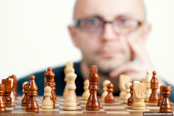 五子棋全攻略：亚洲博彩论坛带你解锁棋艺新境界
