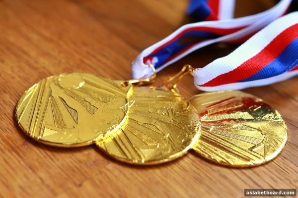 亚洲博彩论坛独家解析：五龙争霸首存优惠申请全攻略